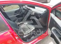 2014 Toyota PRIUS фото