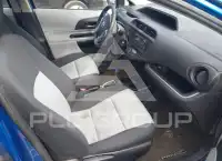 2014 Toyota PRIUS фото