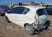 2014 Toyota PRIUS фото