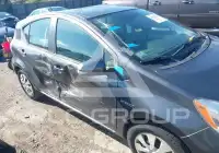 2014 Toyota PRIUS photo