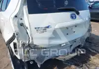 2014 Toyota PRIUS фото