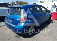 2014 Toyota PRIUS photo