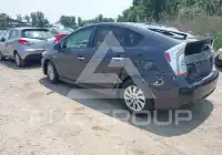 2014 Toyota PRIUS фото