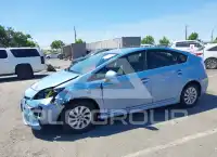 2014 Toyota PRIUS фото