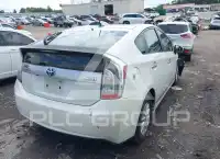 2014 Toyota PRIUS фото