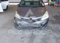 2014 Toyota YARIS photo