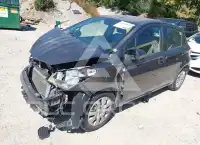 2014 Toyota YARIS фото