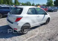 2014 Toyota YARIS фото