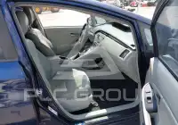 2014 Toyota PRIUS фото