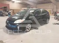 2014 Toyota PRIUS фото
