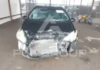 2014 Toyota PRIUS photo