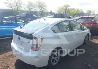 2014 Toyota PRIUS photo