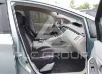 2014 Toyota PRIUS photo