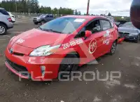 2014 Toyota PRIUS фото