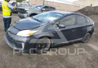 2014 Toyota PRIUS фото