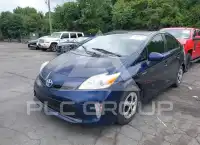2014 Toyota PRIUS фото