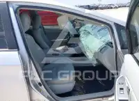 2014 Toyota PRIUS photo
