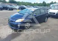 2014 Toyota PRIUS фото