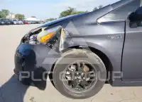 2014 Toyota PRIUS фото