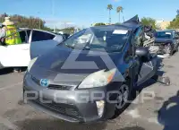 2014 Toyota PRIUS фото