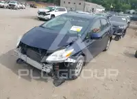 2014 Toyota PRIUS фото
