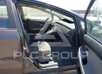 2014 Toyota PRIUS фото