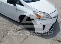 2014 Toyota PRIUS фото