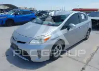 2014 Toyota PRIUS photo