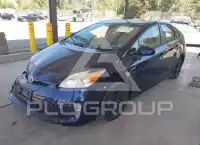 2014 Toyota PRIUS фото