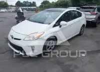 2014 Toyota PRIUS фото