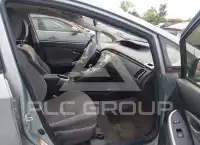 2014 Toyota PRIUS фото