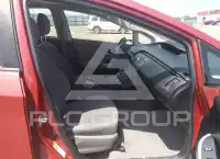 2014 Toyota PRIUS фото