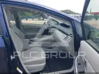 2014 Toyota PRIUS фото
