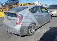 2014 Toyota PRIUS photo