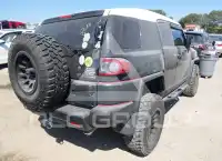 2014 Toyota FJ Cruiser фото