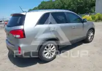 2014 KIA Sorento фото