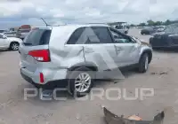 2014 KIA Sorento photo