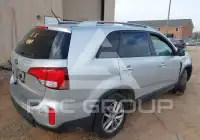 2014 KIA Sorento photo