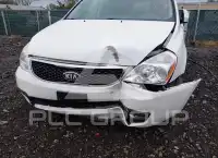 2014 KIA Sedona фото