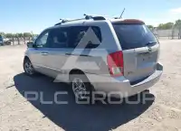 2014 KIA Sedona photo