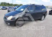 2014 KIA Sedona фото