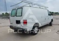 2014 Ford E-150 фото