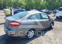 2014 Ford FIESTA фото