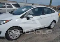 2014 Ford FIESTA photo