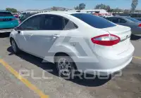 2014 Ford FIESTA photo