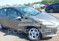 2014 Ford FIESTA фото