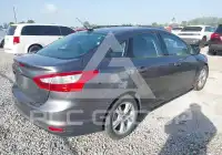 2014 Ford FOCUS фото