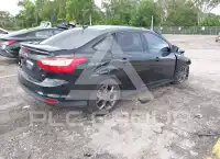 2014 Ford FOCUS фото