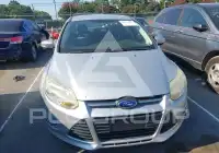 2014 Ford FOCUS фото