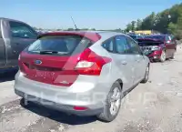 2014 Ford FOCUS photo